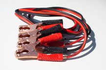 Les erreurs à éviter lors de l&rsquo;utilisation d&rsquo;un chargeur de batterie pour voiture